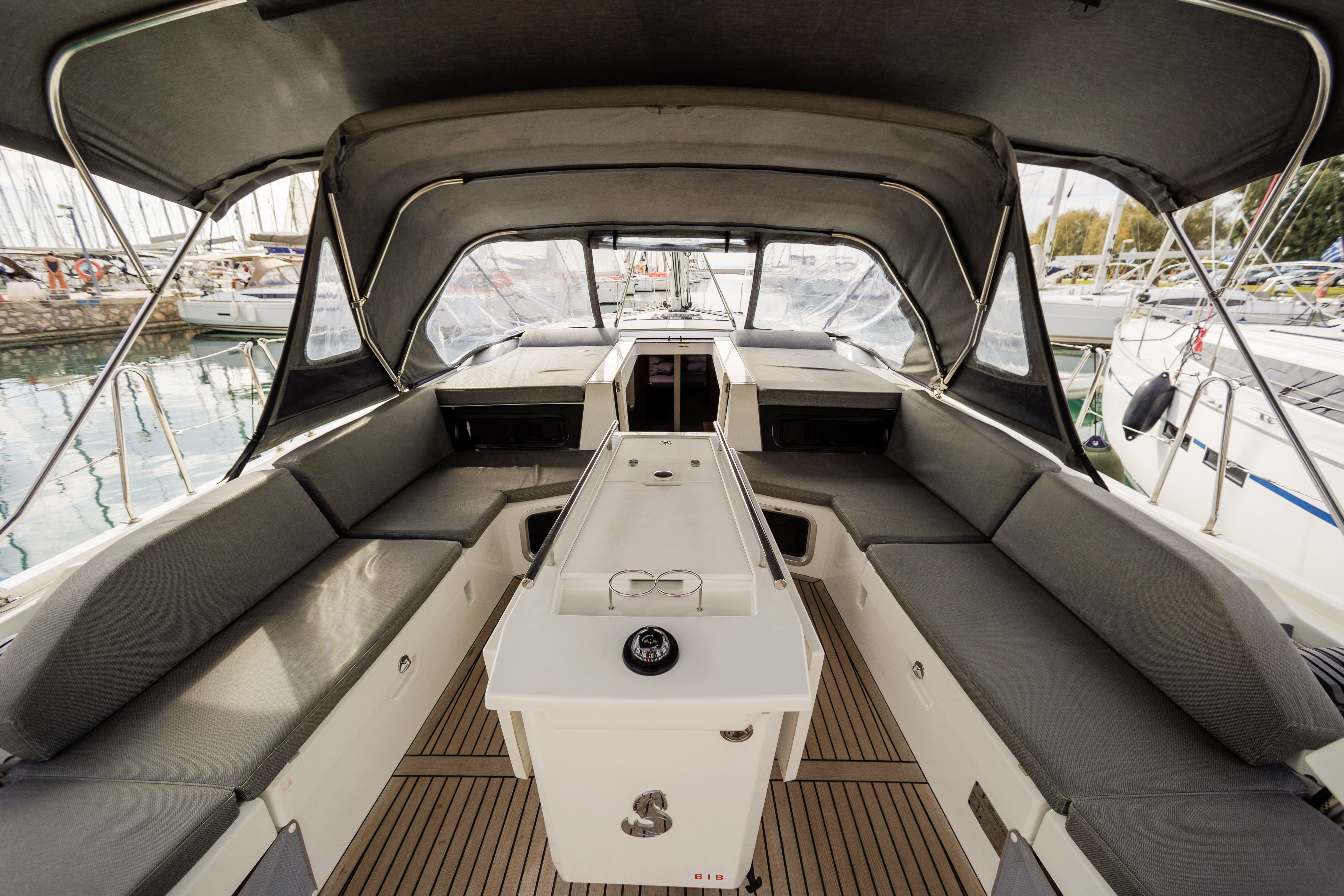 Oceanis 51.1 Promitheas, Foto 4