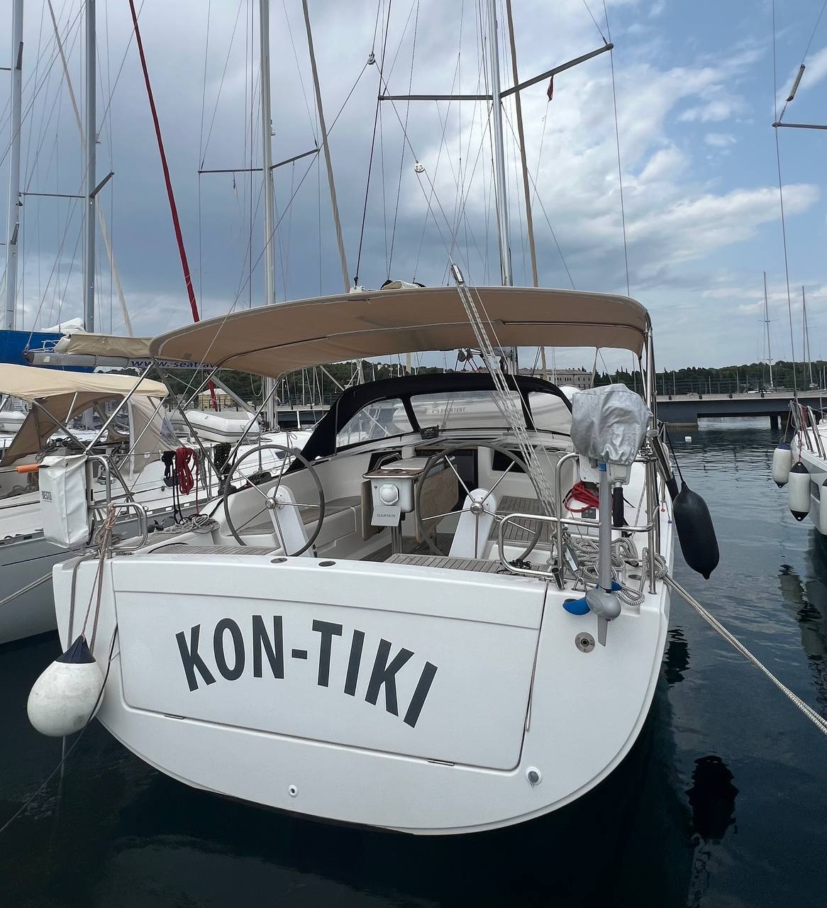 Hanse 385 „Kon-Tiki“ als Charteryacht