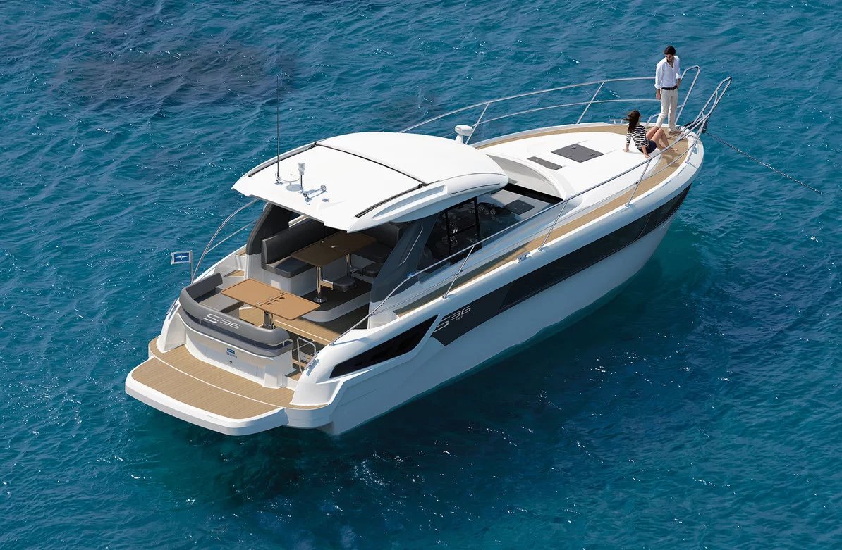Bavaria S36 Open Nightlife