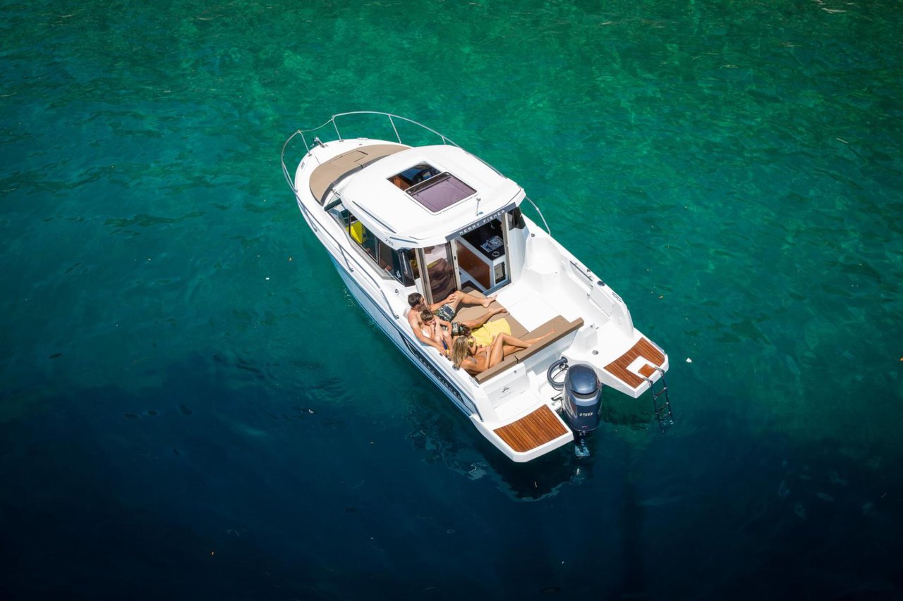 Merry Fisher 795 „Duga“ als Charteryacht