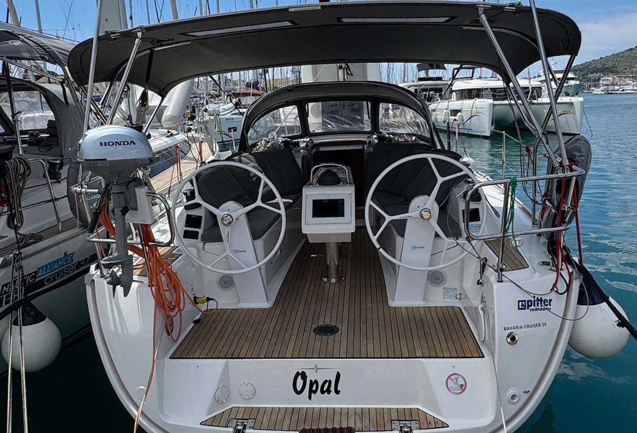 Bavaria Cruiser 34 Style „Opal“ als Charteryacht