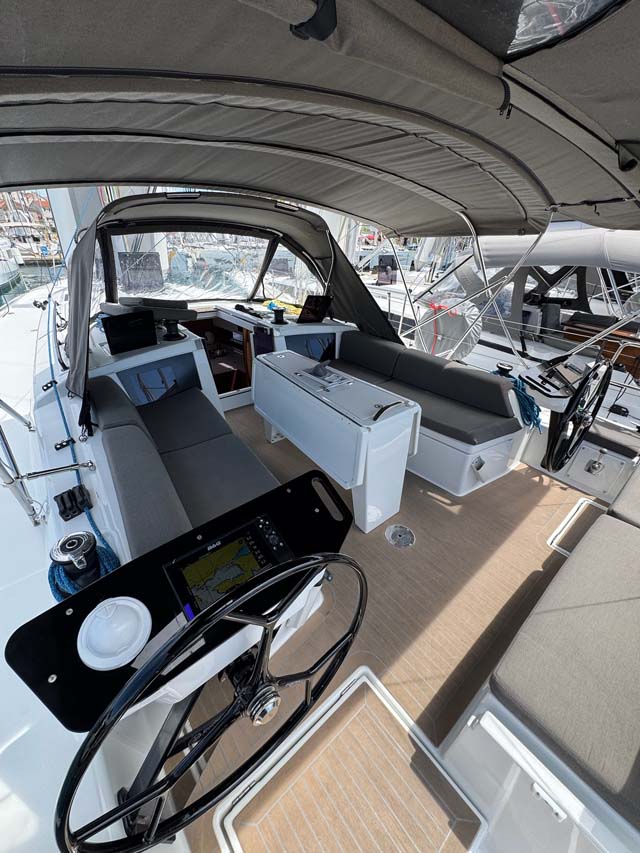 Dufour 41, Foto 3