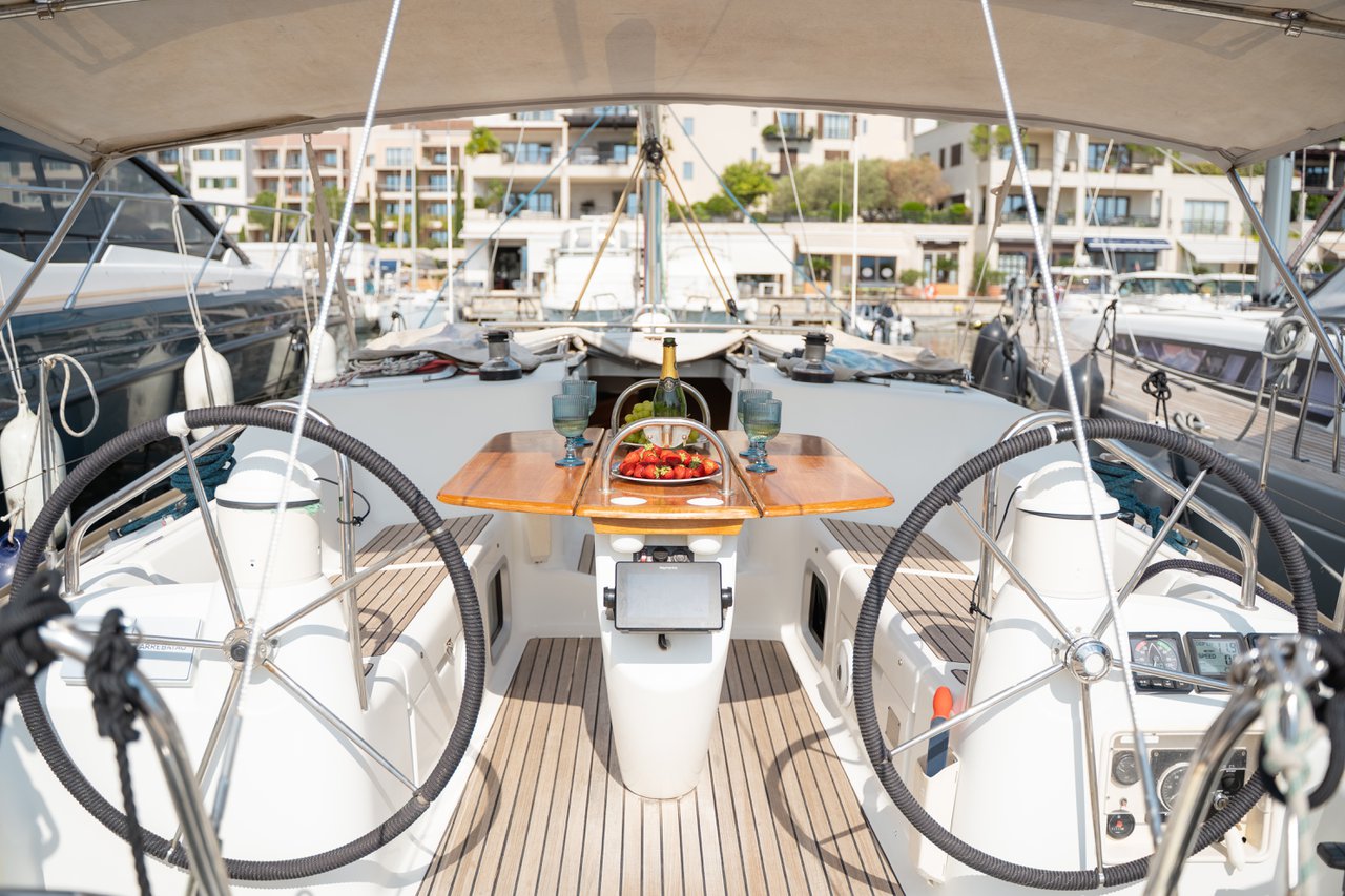 Sun Odyssey 40.3 Azure, Foto 3