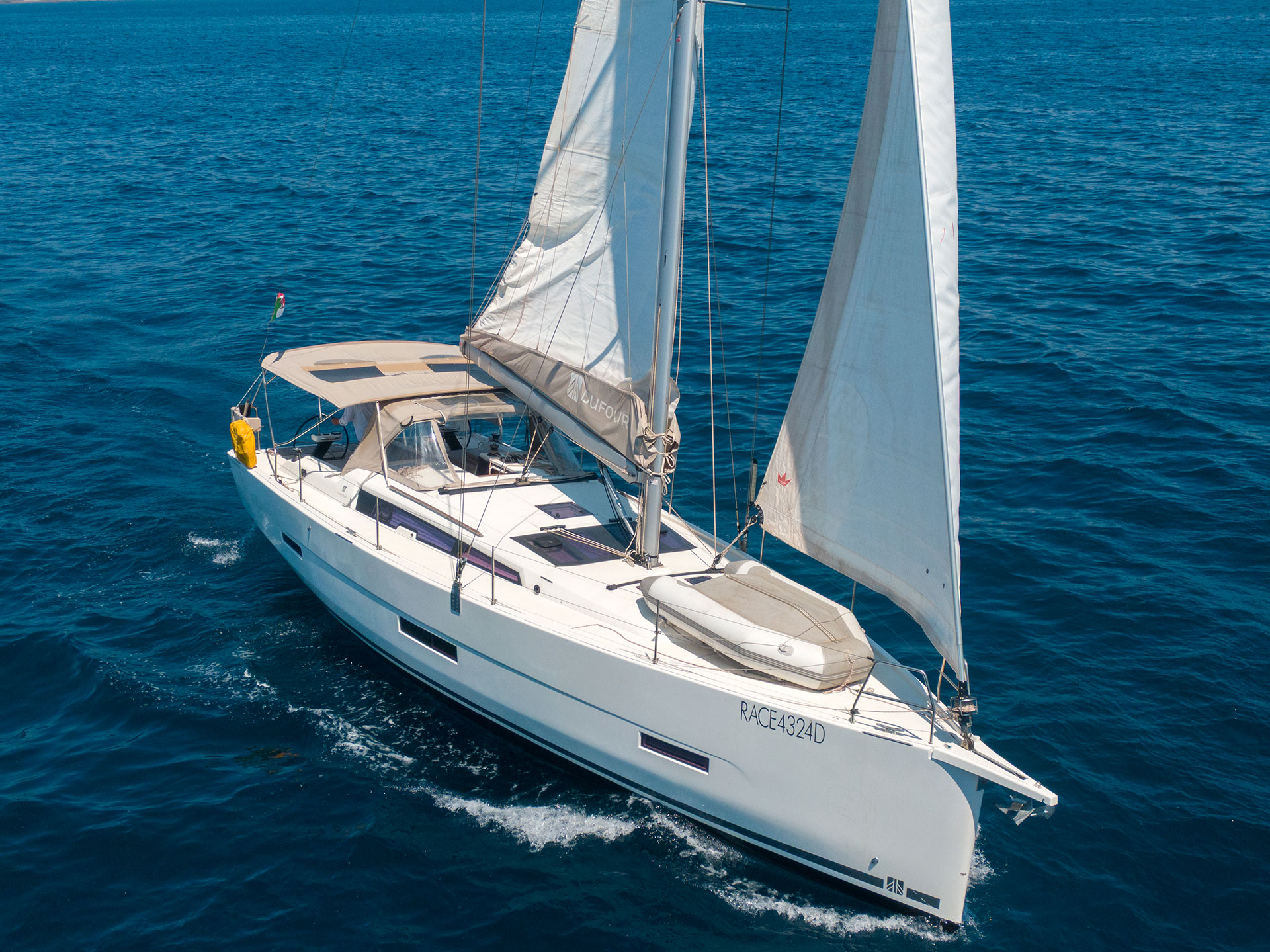 Dufour 430 Grand Large (4cab) „Kairos“ als Charteryacht