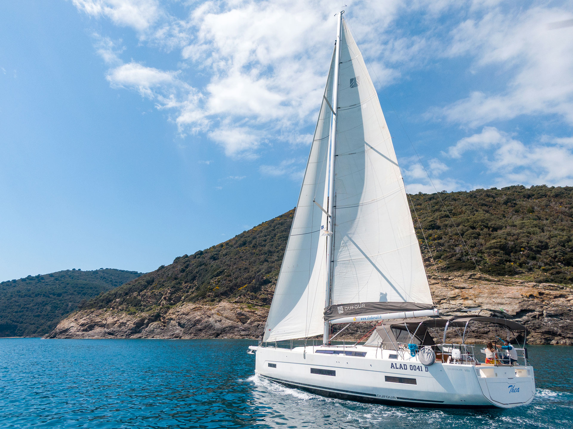 Dufour 530 Cab 6+1 „Thea“ als Charteryacht