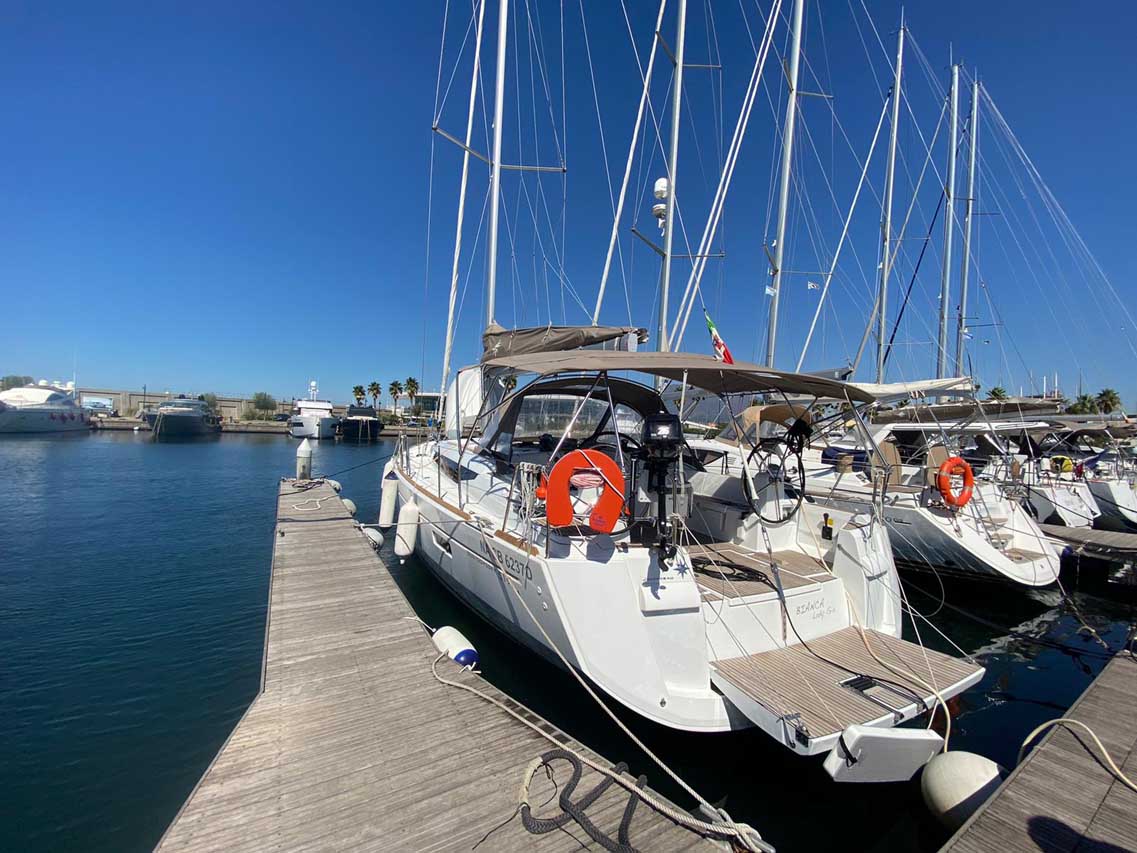 Sun Odyssey 519 (5+1cab/3wc) „Bianca Lady Gio“ als Charteryacht