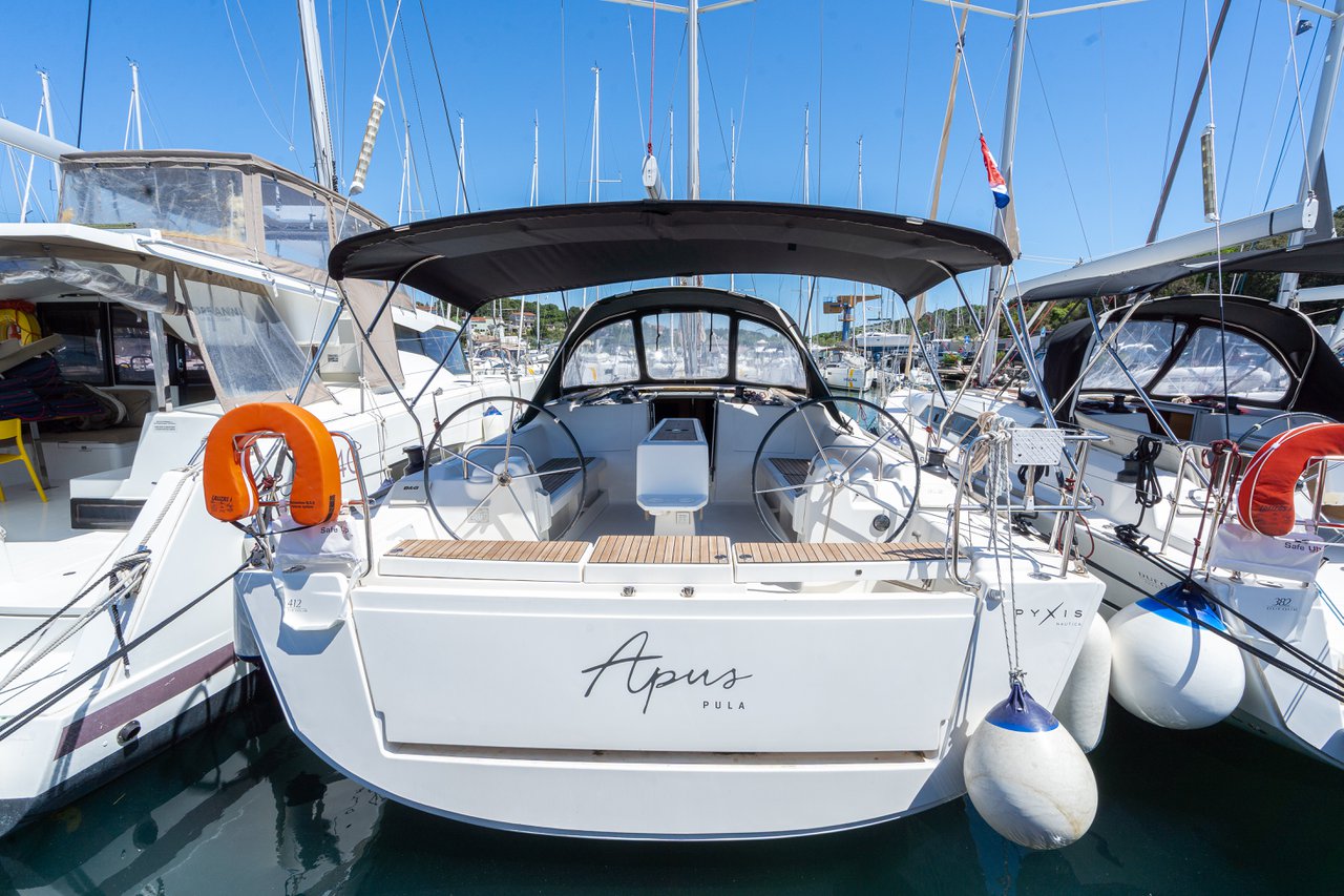 Dufour 412 Grand Large (3cab/2wc) „Apus“ als Charteryacht