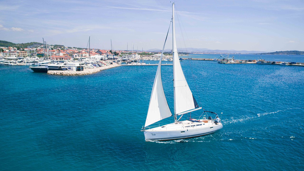 Sun Odyssey 42i Ema, Foto 3
