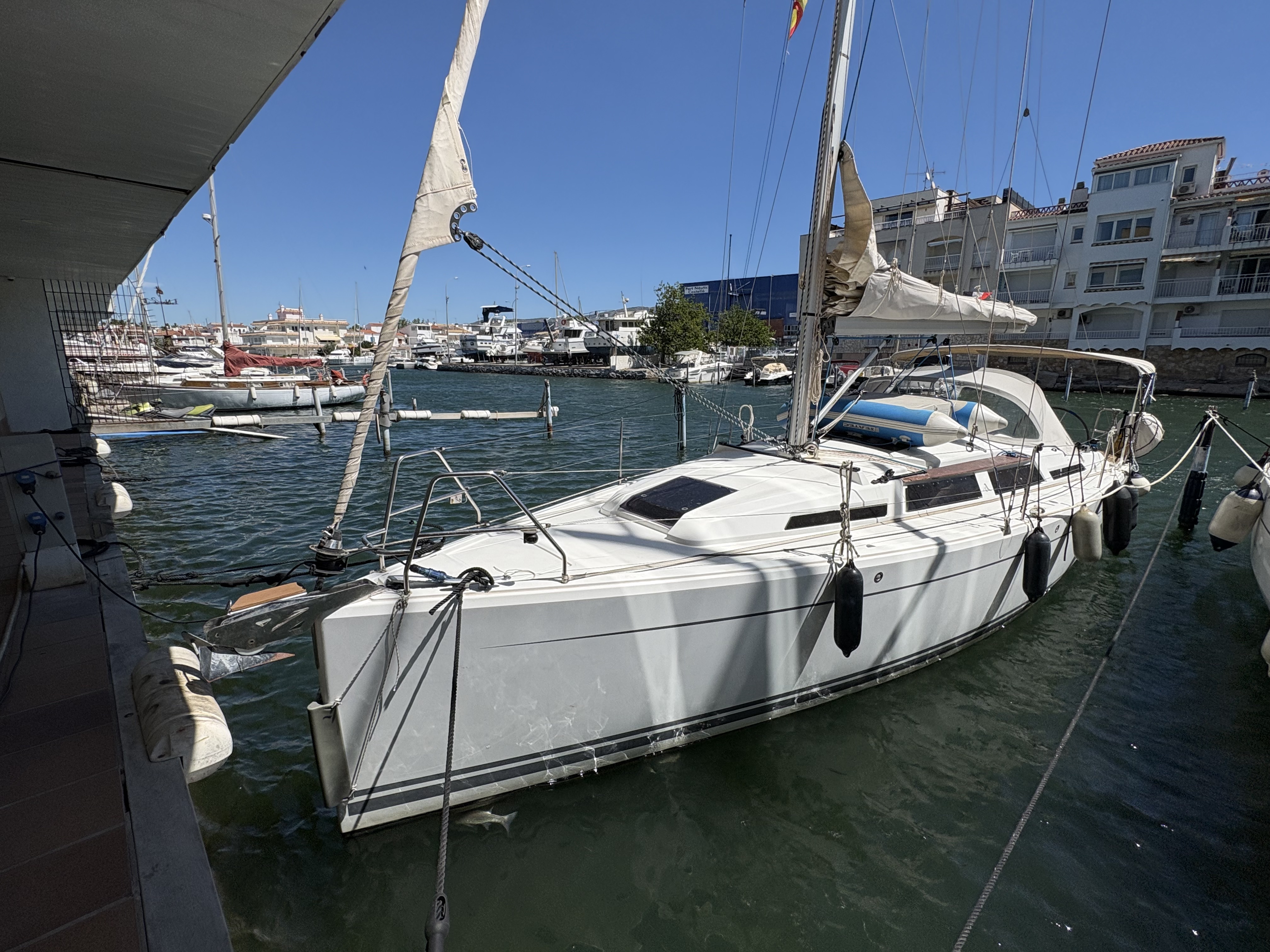 Hanse 345 (3 cab) „Kami“ als Charteryacht