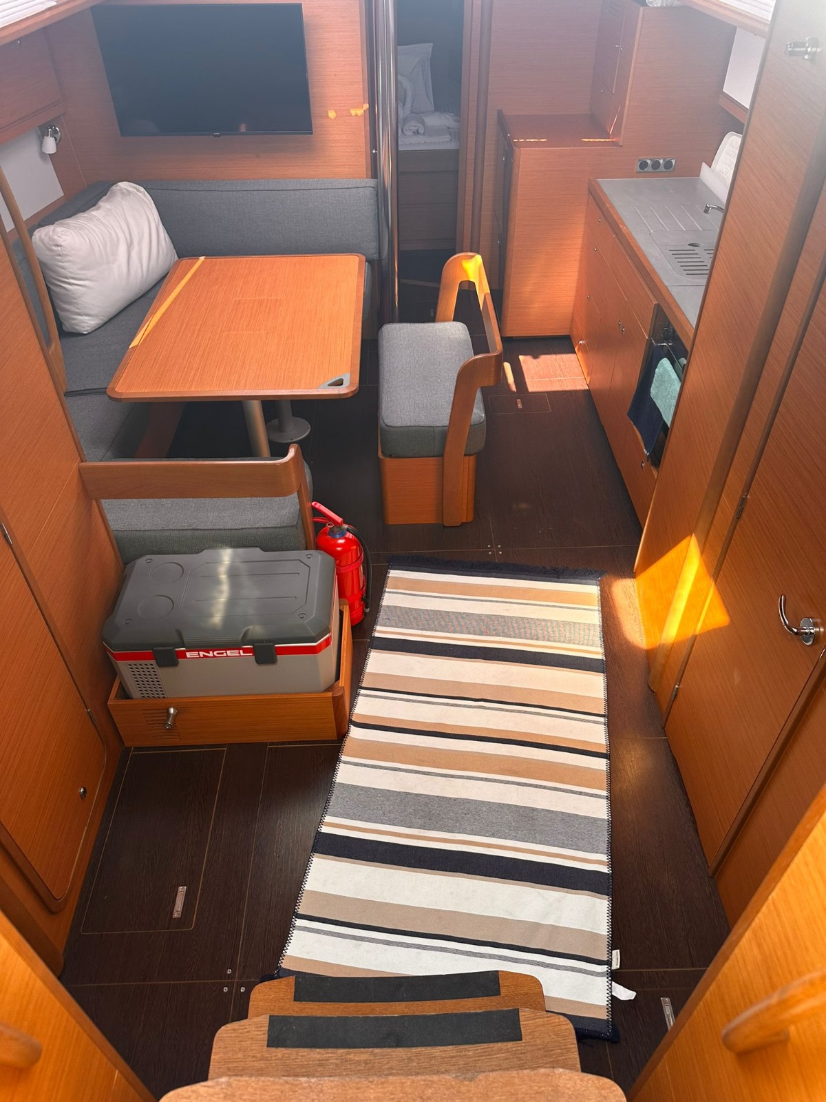 Dufour 430 Grand Large Scarlet, Foto 4