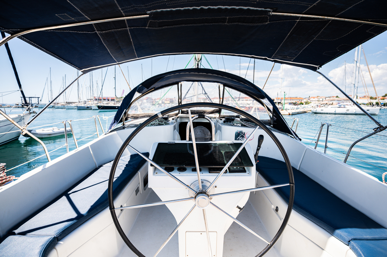 Oceanis Clipper 411 Hypo, Foto 4