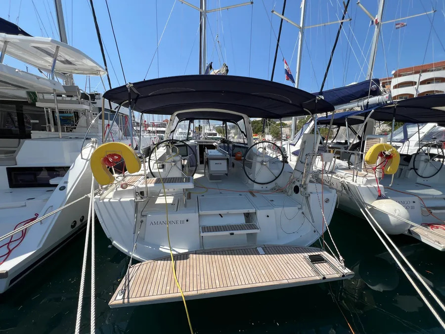 Oceanis 41.1 Amandine III, Foto 5