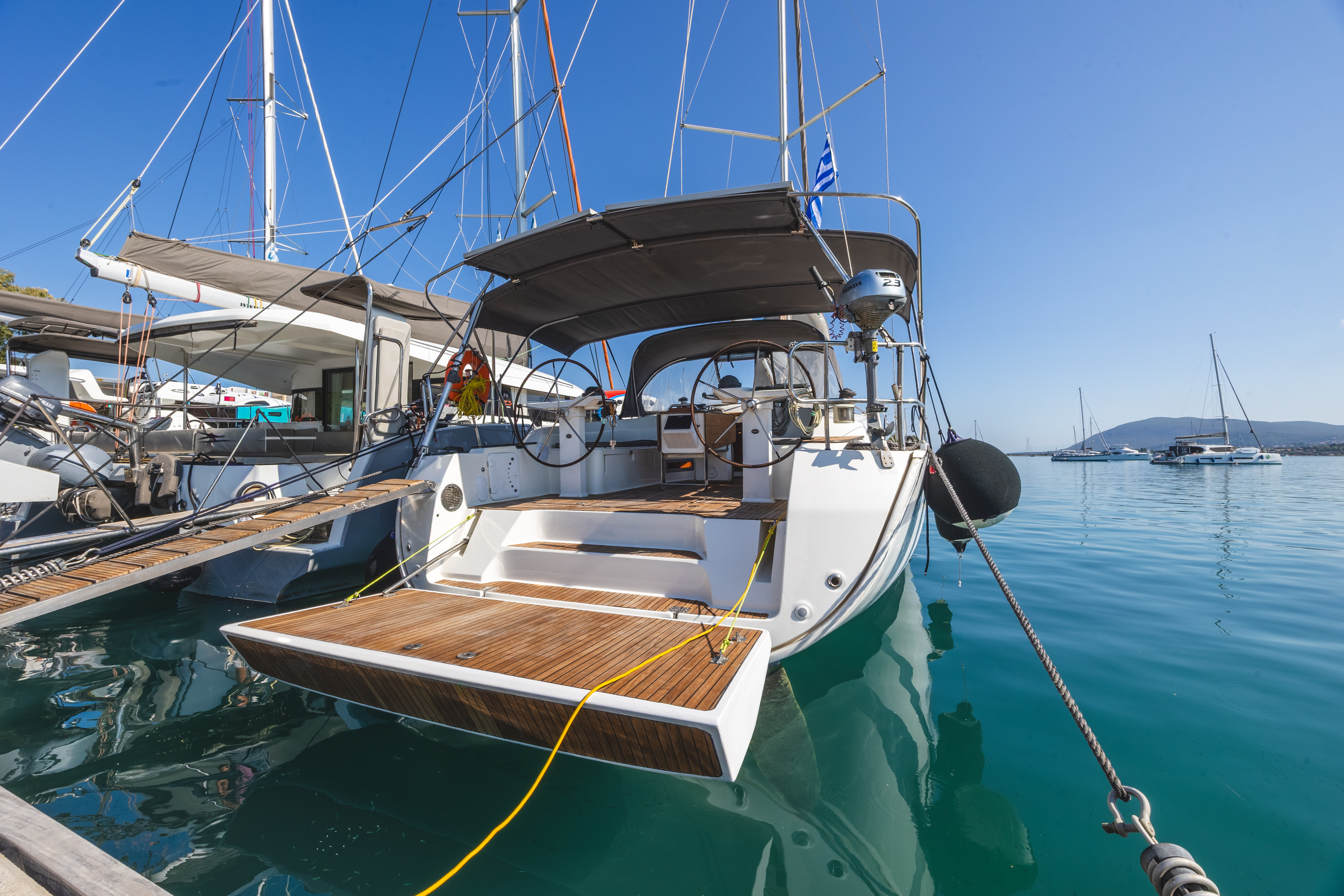 Bavaria Cruiser 45 „Acrux“ als Charteryacht