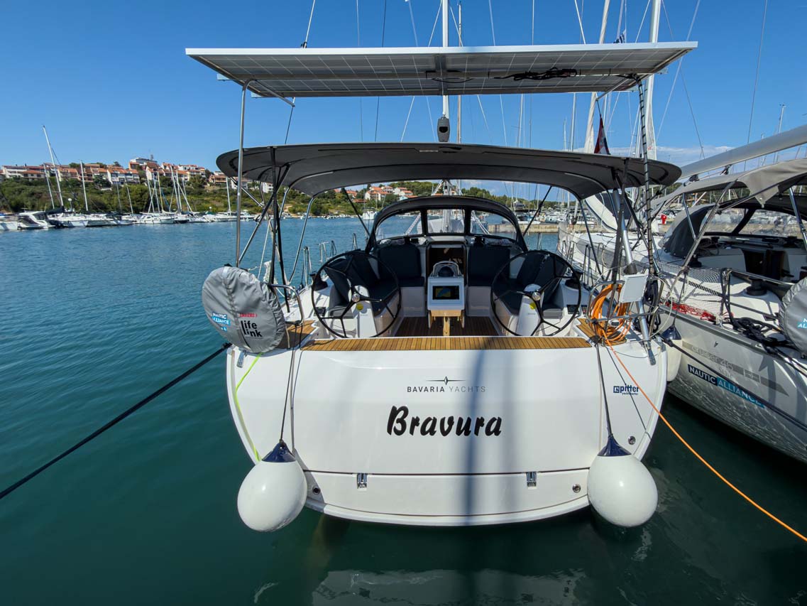Bavaria Voyager 45 „Bravura“ als Charteryacht