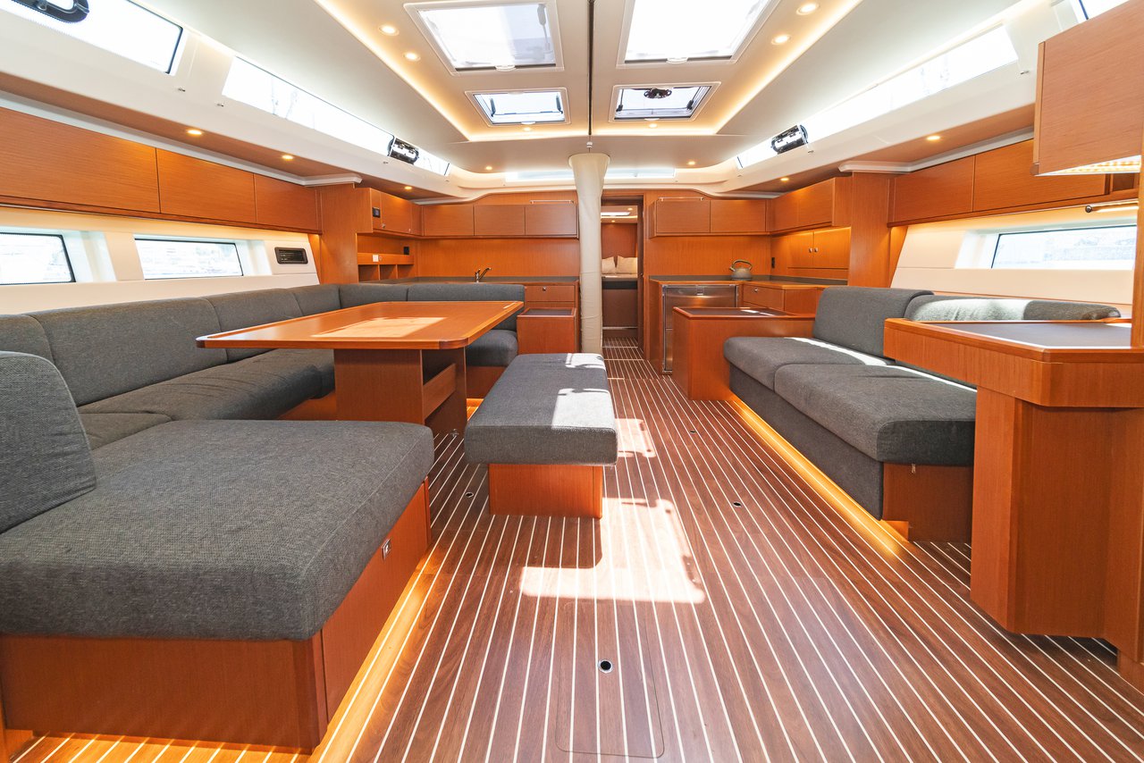 Bavaria C57 Seacret, Foto 5