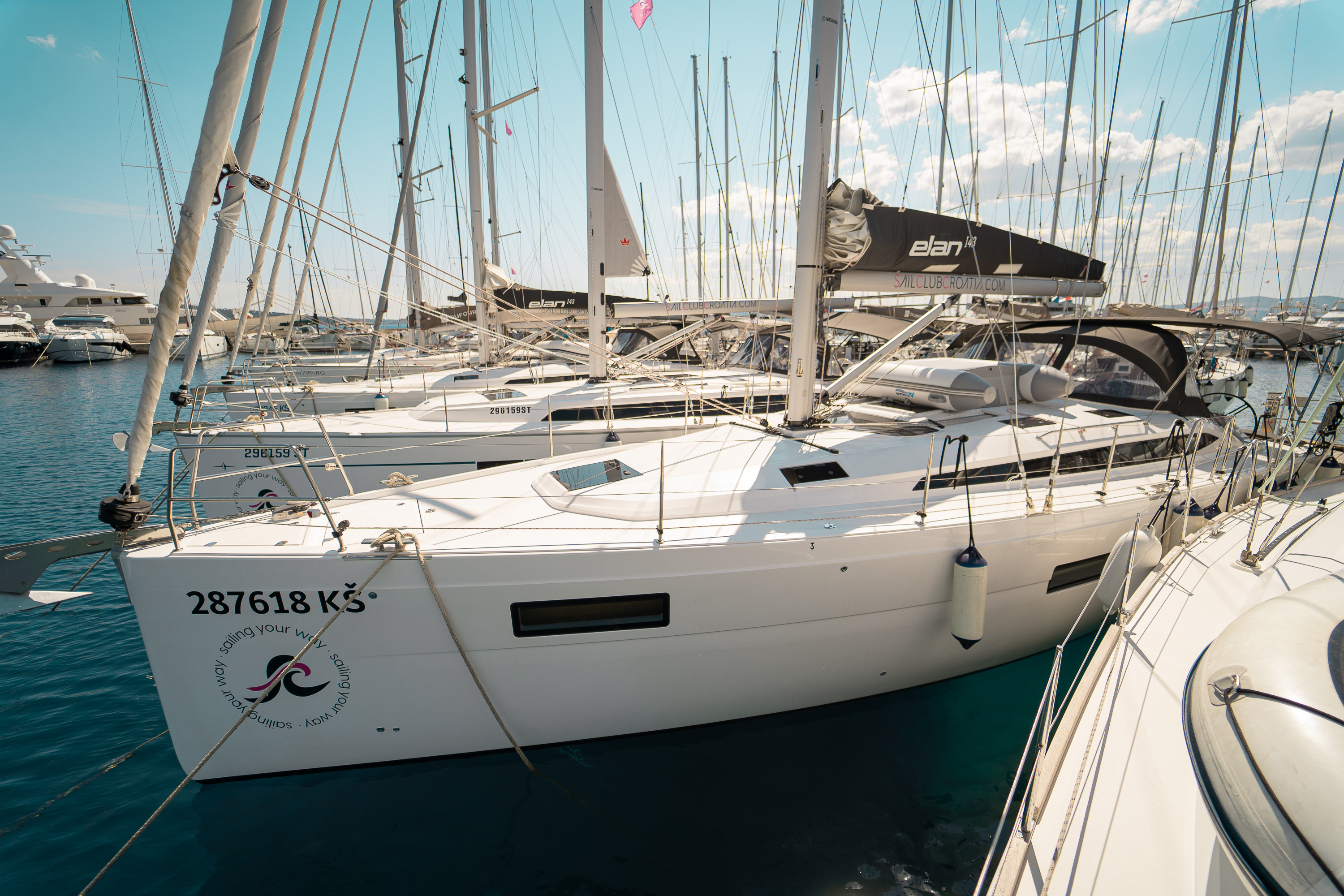 Elan Impression 45 „Skipper's Girl“ als Charteryacht