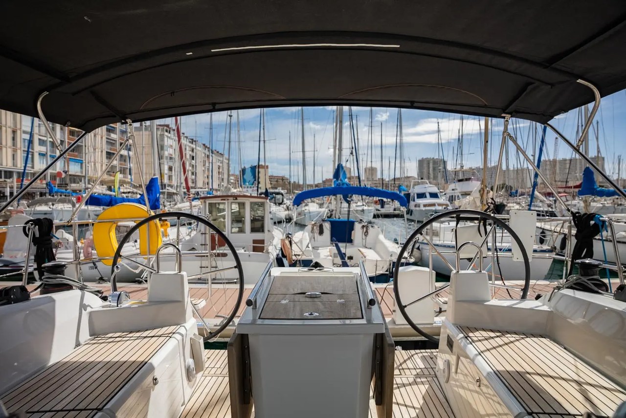 Oceanis 40.1 Gabian, Foto 3