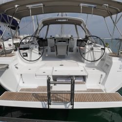 Oceanis 45 (4 cab) „Allegria“ als Charteryacht