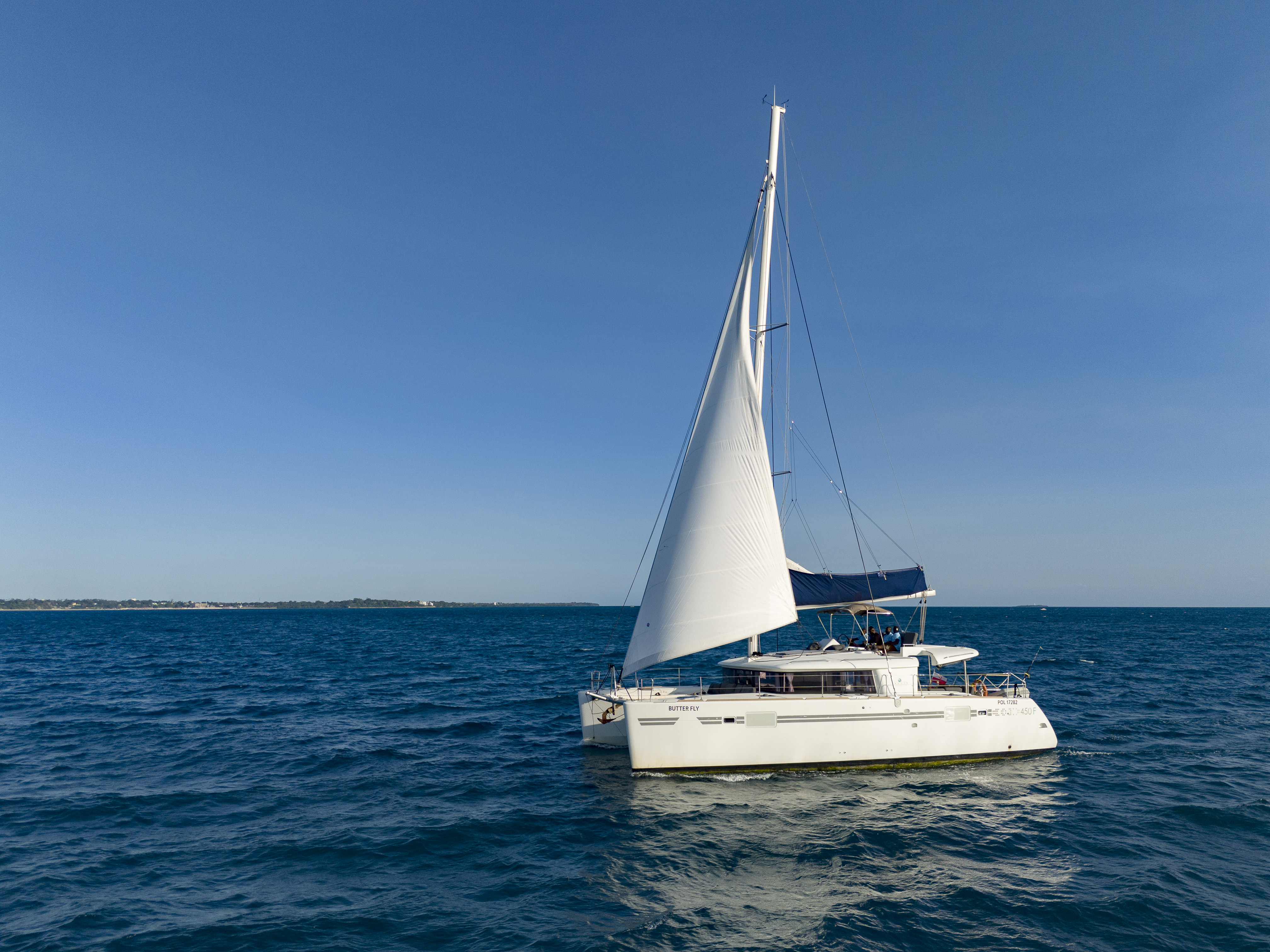 Lagoon 450 F (4+2cab) „Butterfly“ als Charteryacht