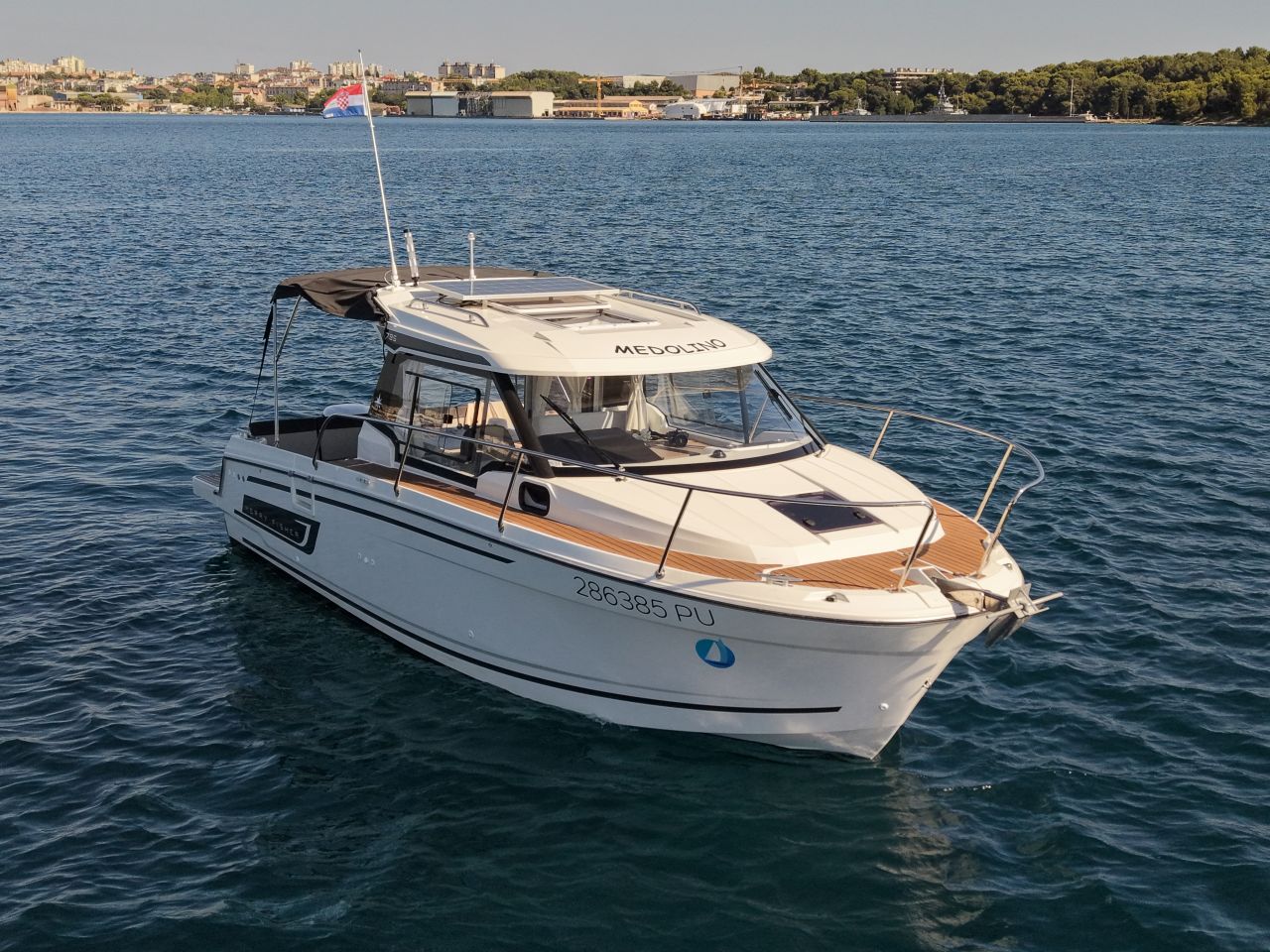 Merry Fisher 795 Series 2 „Medolino“ als Charteryacht