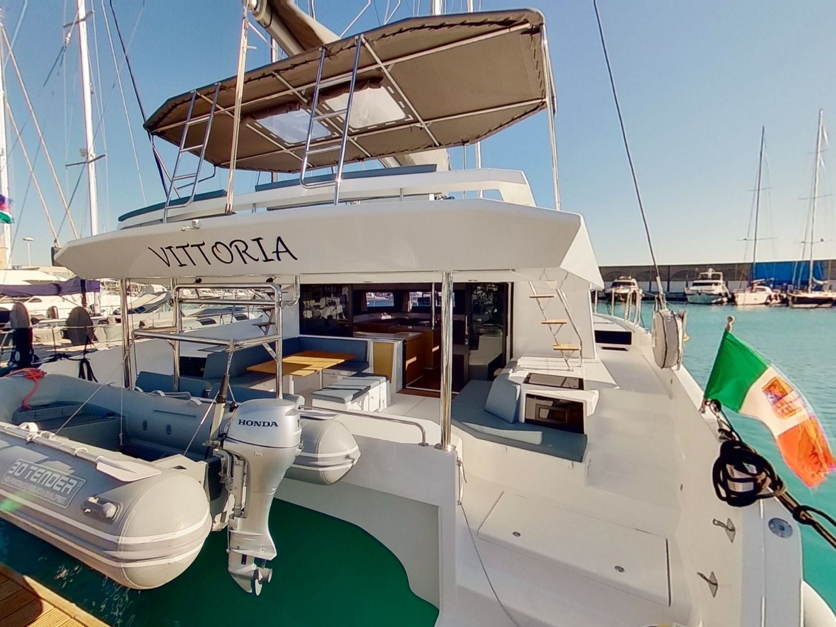 Dufour 48 Catamaran Vittoria, Foto 3