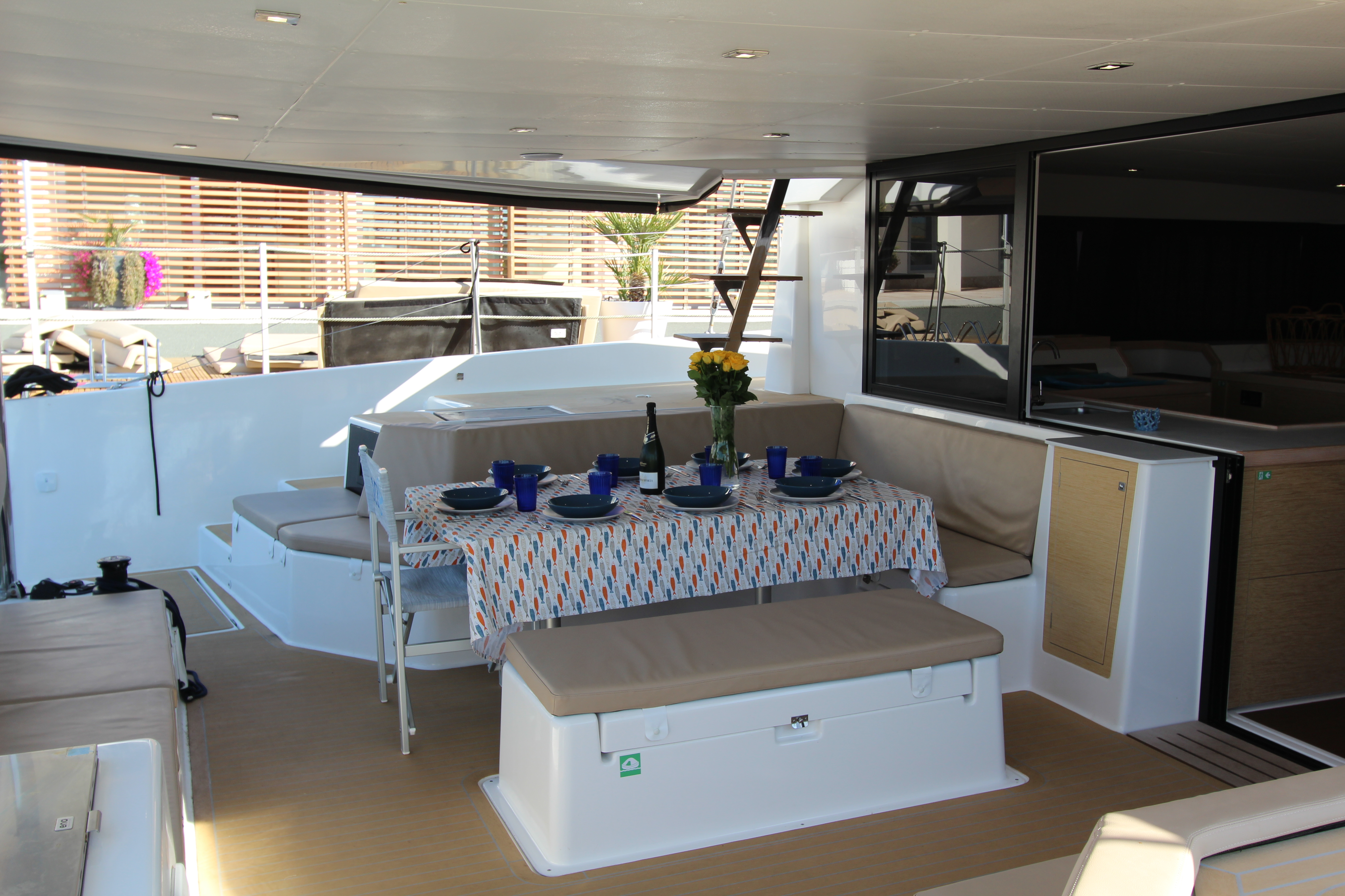 Dufour 48 Catamaran Amelie, Foto 3