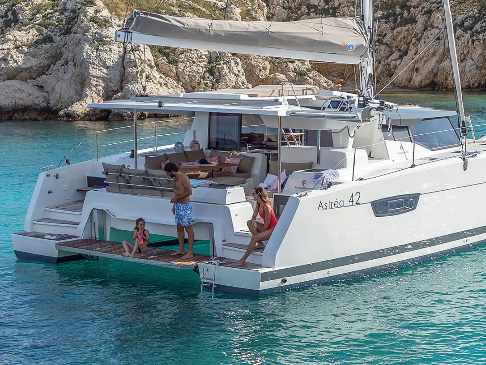 Astrea 42 „Bollinger“ als Charteryacht