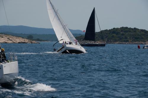 Elan E4 Sky, Foto 3