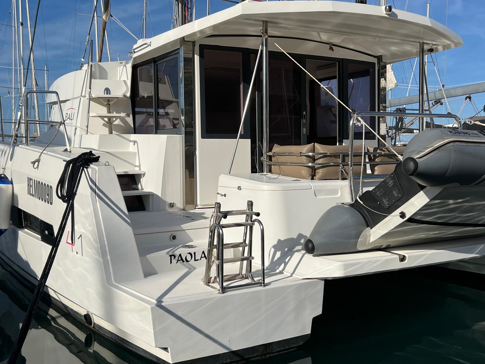 Bali 4.1 (4+2cab/4wc) „Paola“ als Charteryacht