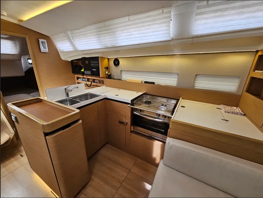 Sun Odyssey 410 Ohana, Foto 5