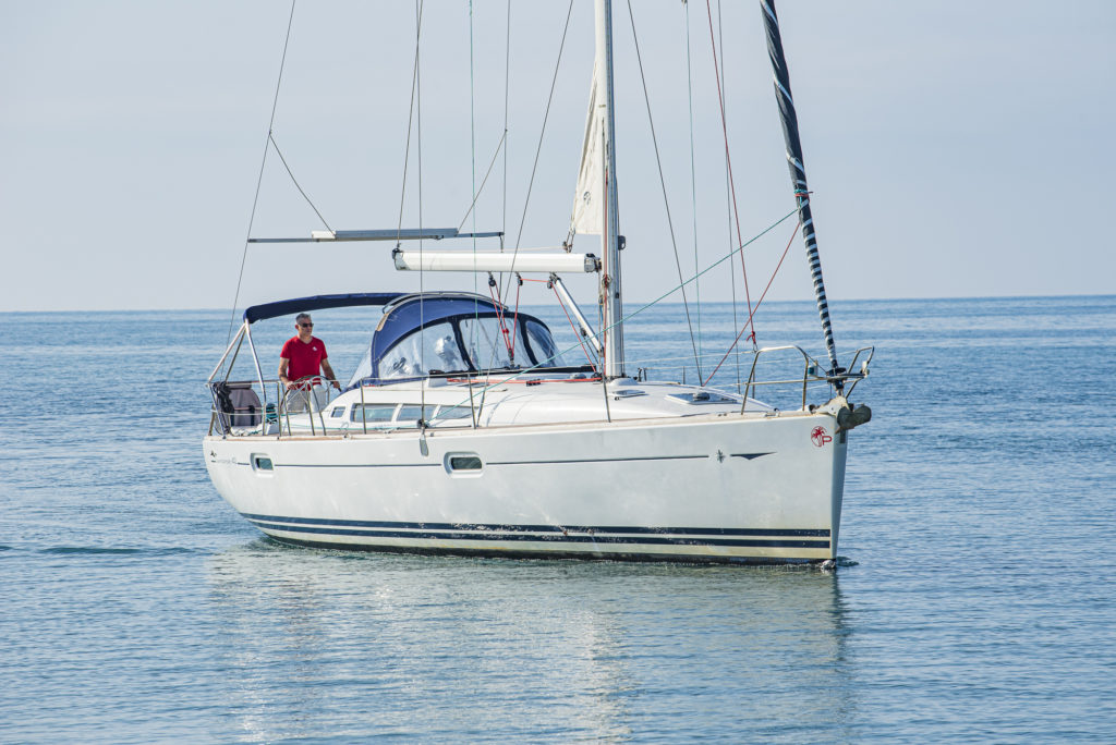 Sun Odyssey 42i „Benoit“ als Charteryacht
