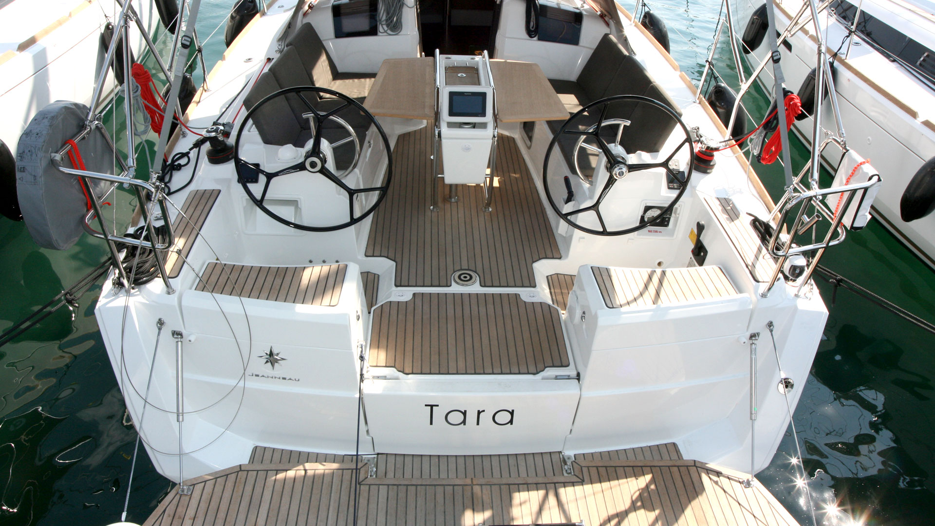 Sun Odyssey 389 Tara, Foto 3