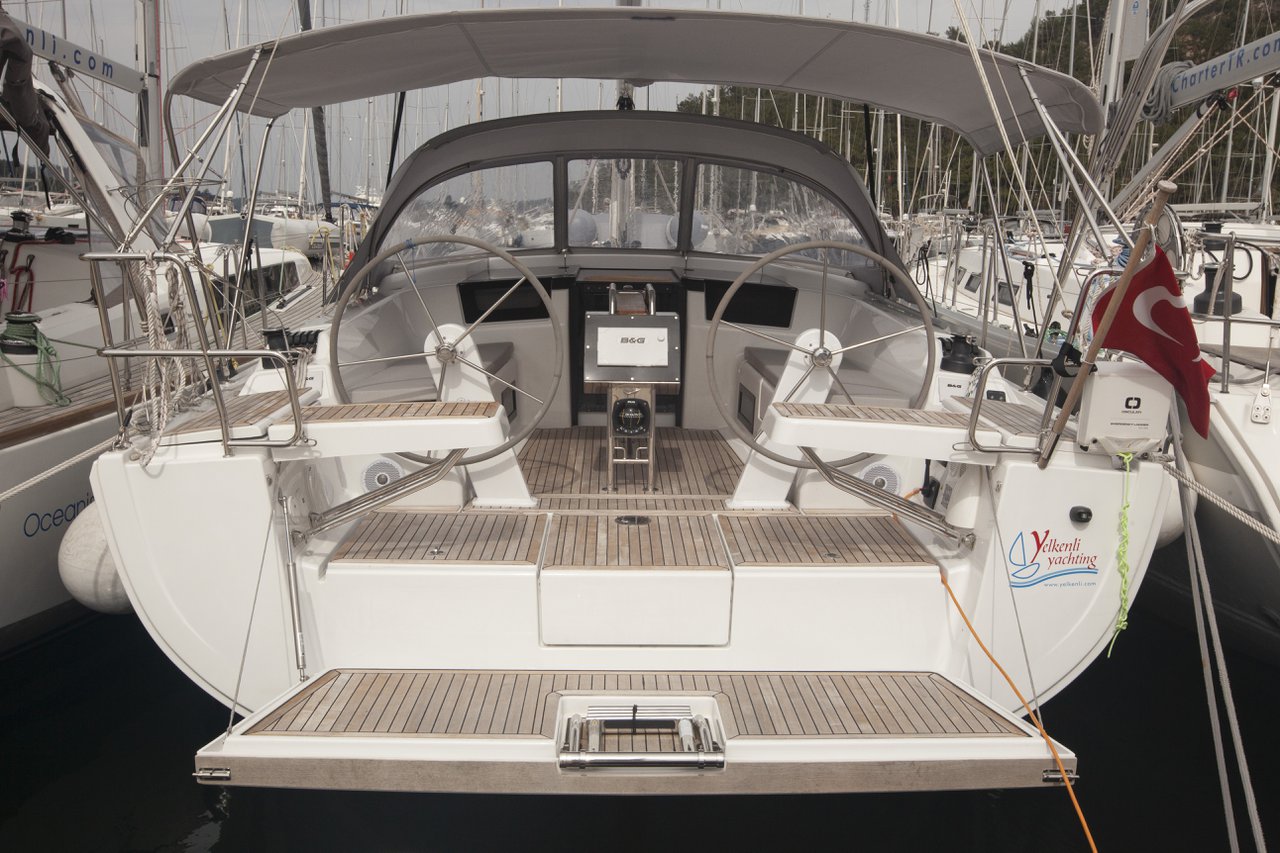 Hanse 388 „Atlas“ als Charteryacht