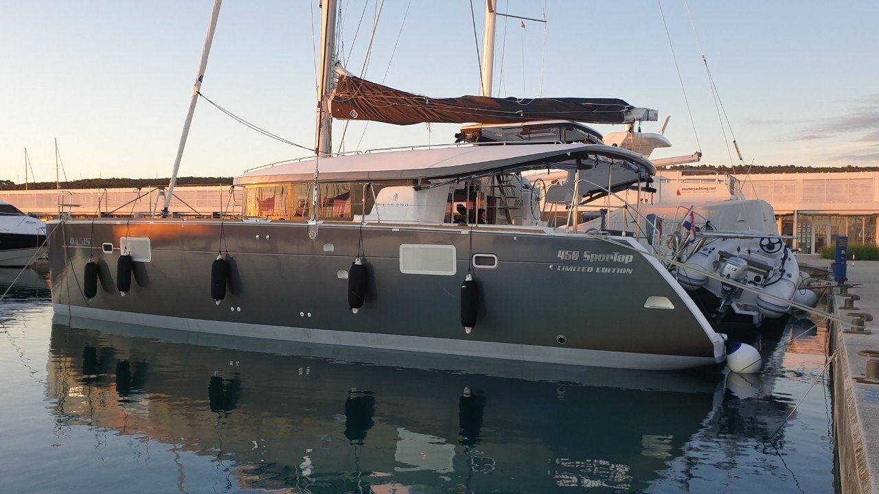 Lagoon 450 (4+2cab/4wc) „Oasis“ als Charteryacht