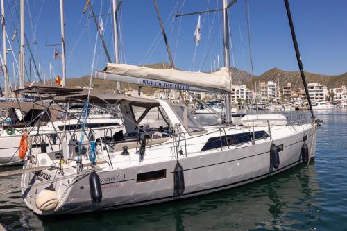 Oceanis 41.1 Passepartout, Foto 2