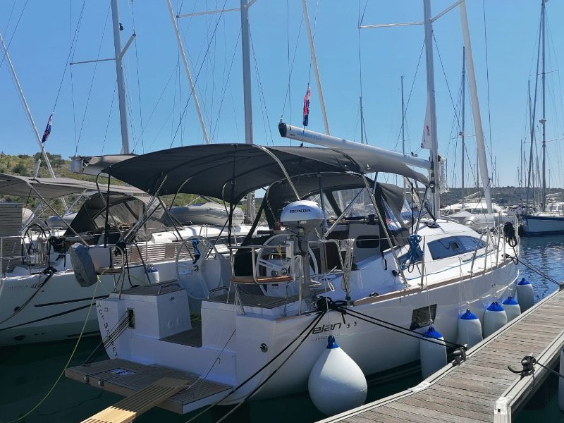 Elan Impression 40.1 „Top Secret“ als Charteryacht