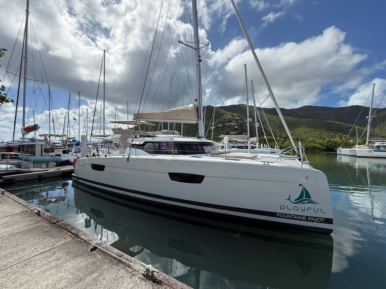 Fountaine Pajot Tanna 47 Maestro „Playful“ als Charteryacht