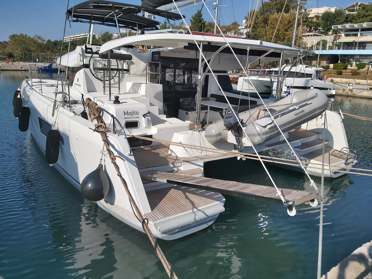 Lagoon 42 (4+2cab/4wc) „Mojito“ als Charteryacht