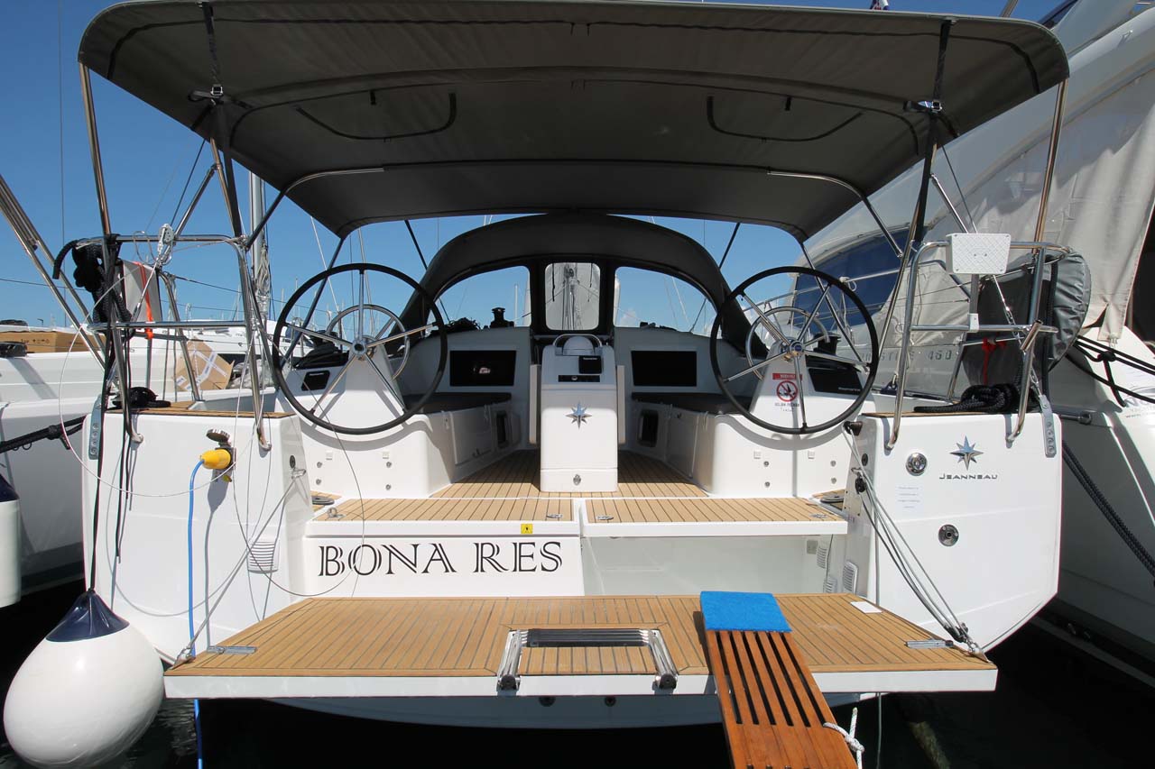 Sun Odyssey 410 (3cab) „Bona Res“ als Charteryacht