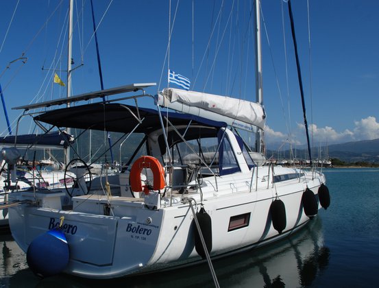 Oceanis 51.1 (5+1 cab, 3+1wc) „Bolero“ als Charteryacht