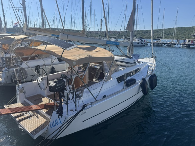Dufour 350 Grand Large Luna, Foto 3
