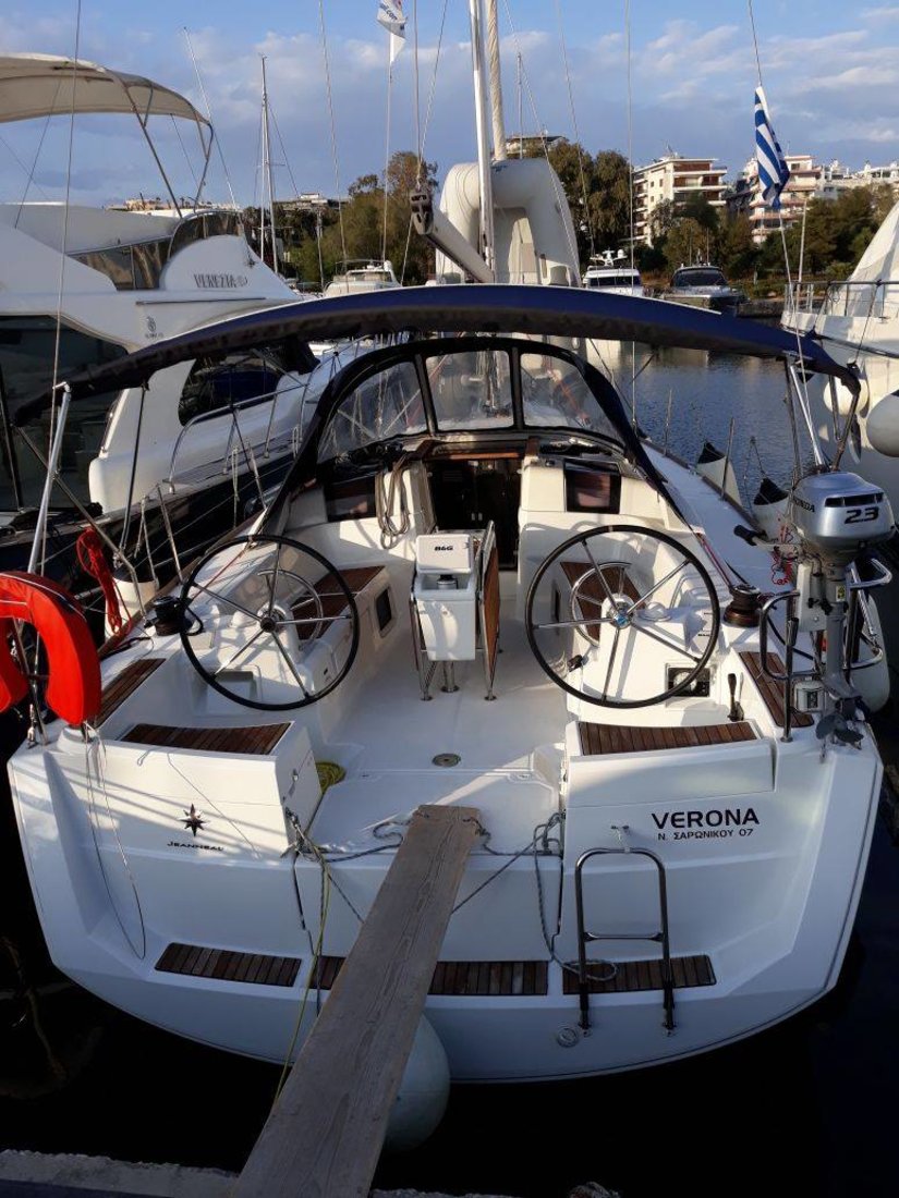 Sun Odyssey 389 „Verona“ als Charteryacht