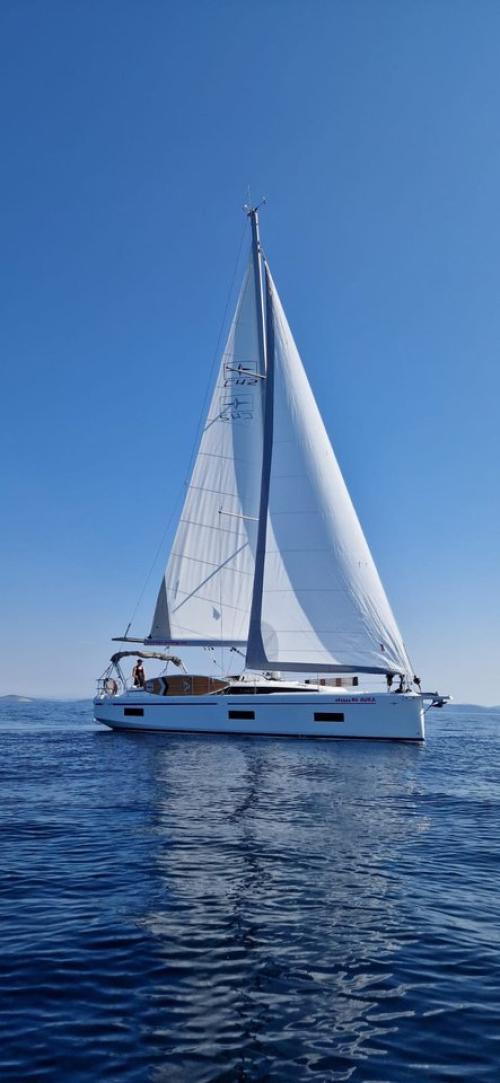 Bavaria C42 Auka, Foto 2