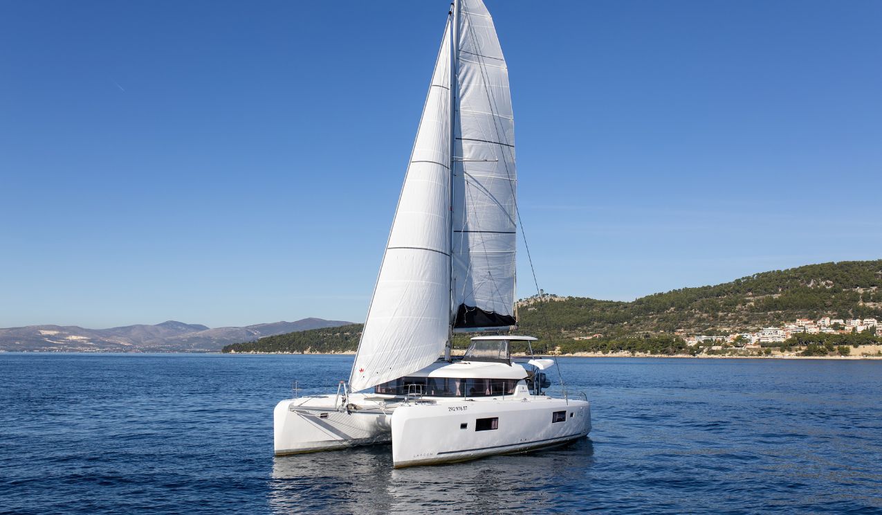 Lagoon 42 (4+2cab/4wc) „Sax IV“ als Charteryacht