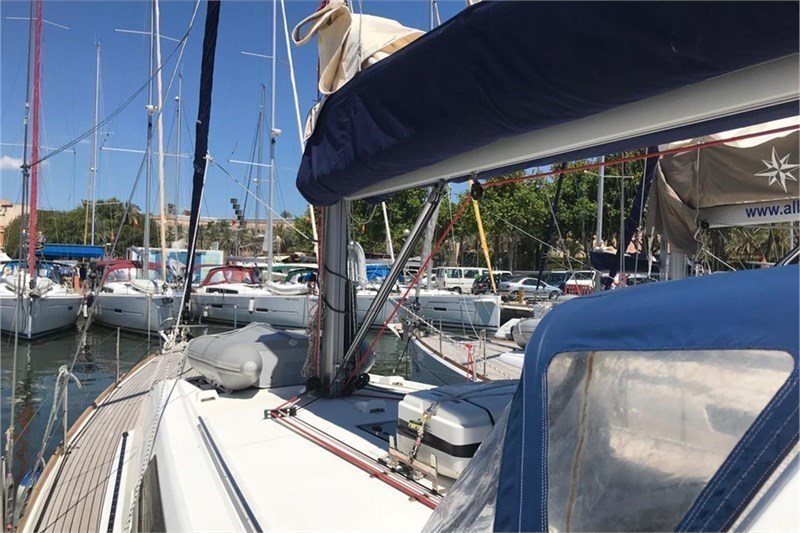 Oceanis 45 Alboran Gin Tonic (Mallorca/La Lonja)