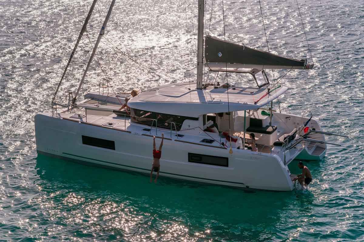 Lagoon 40 – Modellfoto 1