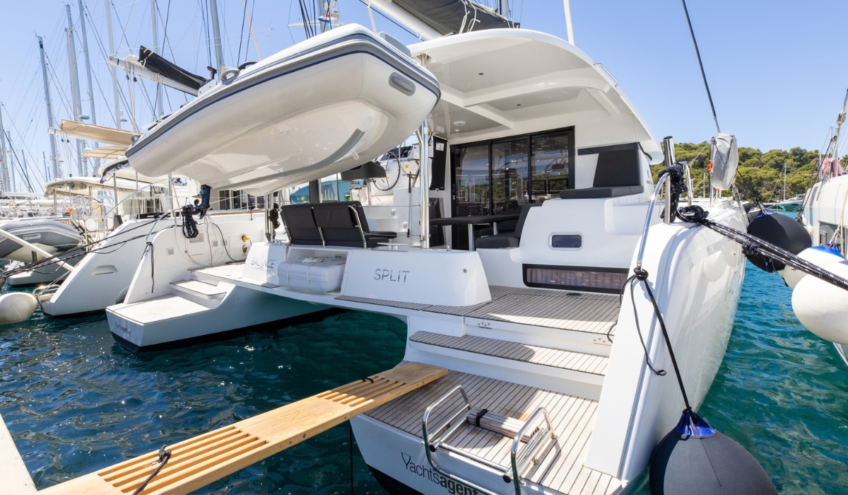 Lagoon 42 Balance 5