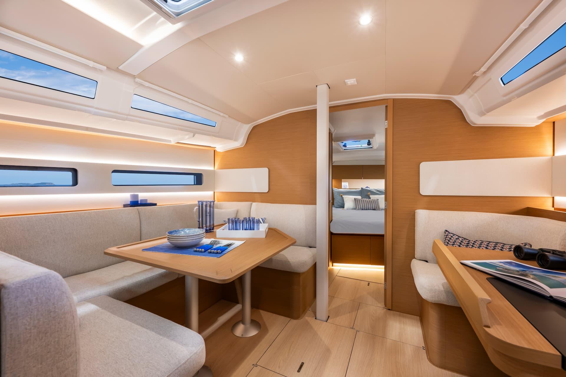 Sun Odyssey 415 Sutivan, Foto 2