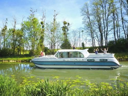 Nicols Confort 1350 Cruiser Comfort XL 8/10 Pers., Foto 2