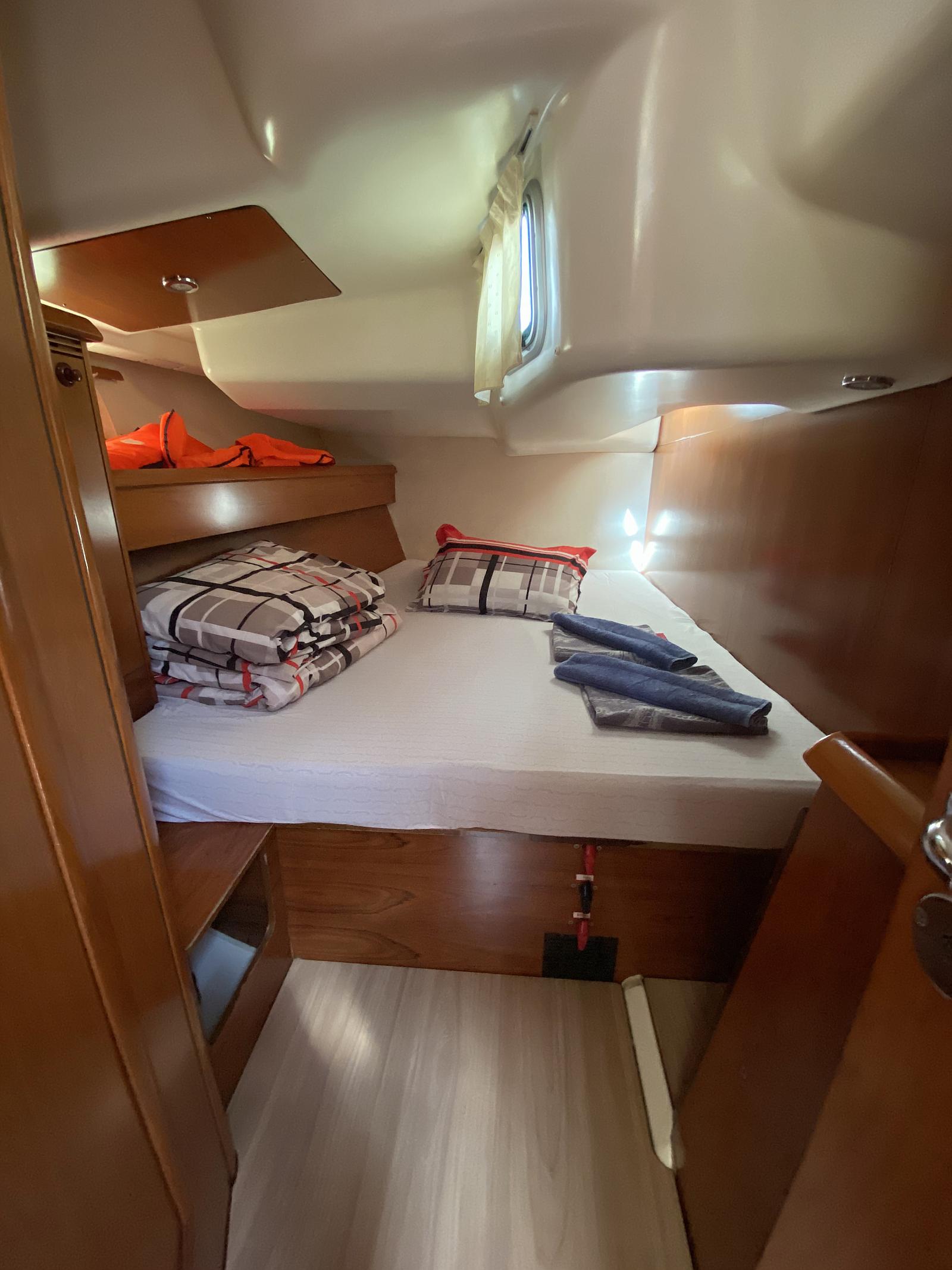 Sun Odyssey 45 Safina, Foto 4